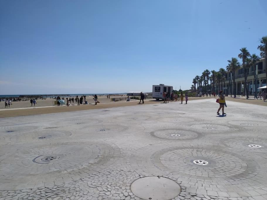 Les Salins A Sete Proche Plages Bagian luar foto