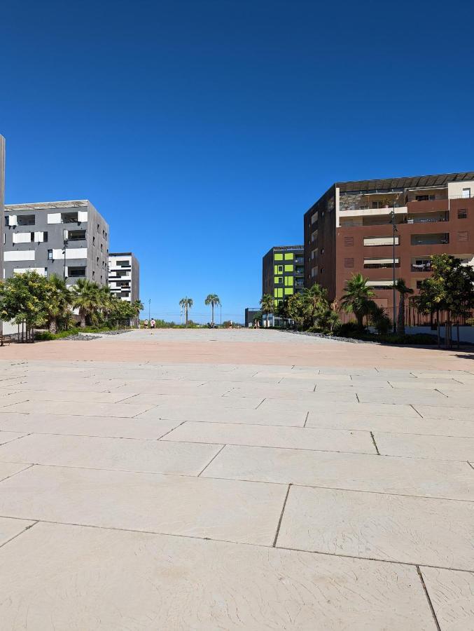 Les Salins A Sete Proche Plages Bagian luar foto
